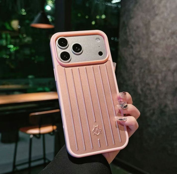 Чохол Rimowa алюмінієвий на 17 pro 17 pro max метал