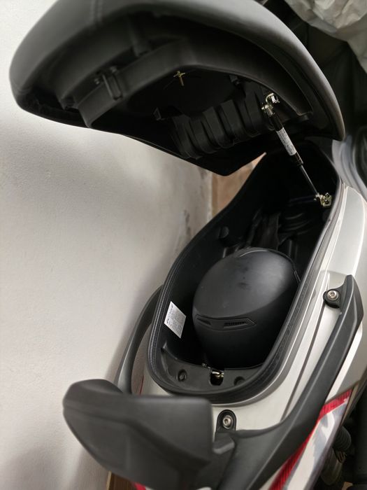 SYM GTS 300i ABS (2016) • 19.500 km • Excelente estado