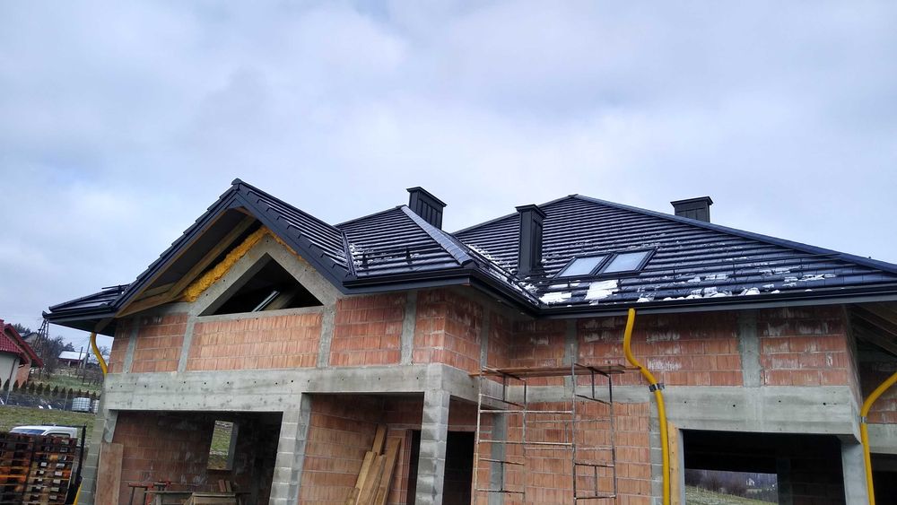 Wykonanie i remont dachów – pokrycia dachowe, rynny ciągłe