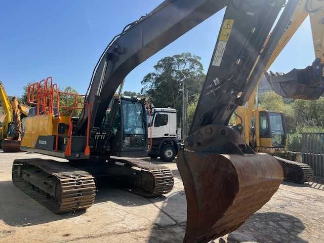 volvo EC200EL giratoria