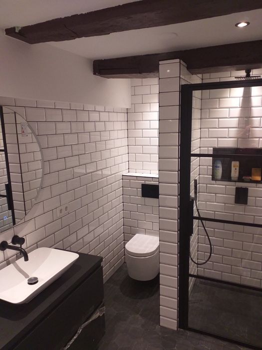 Укладка плитки, плиточник