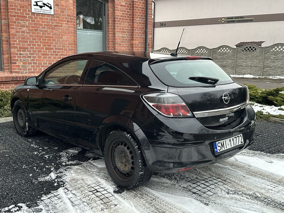 Opel Astra H GTC 1.9 CDTi 2007r