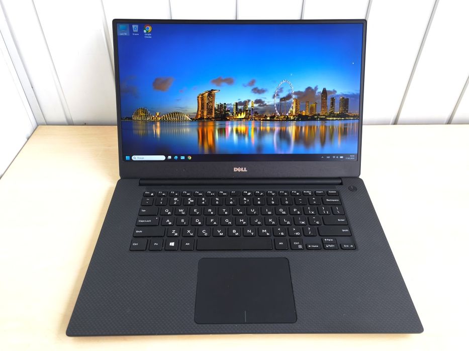 Ультрабук Dell Precision 5540(XPS 7590)/16Gb/512Gb/I7 9850H/Quadro T2000-4Gb
