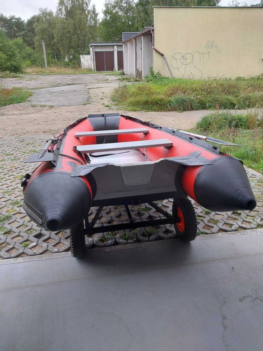 Ponton ze sztywną podłogą Lava Marine
