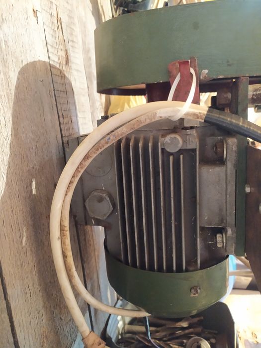 Сверлильный станок