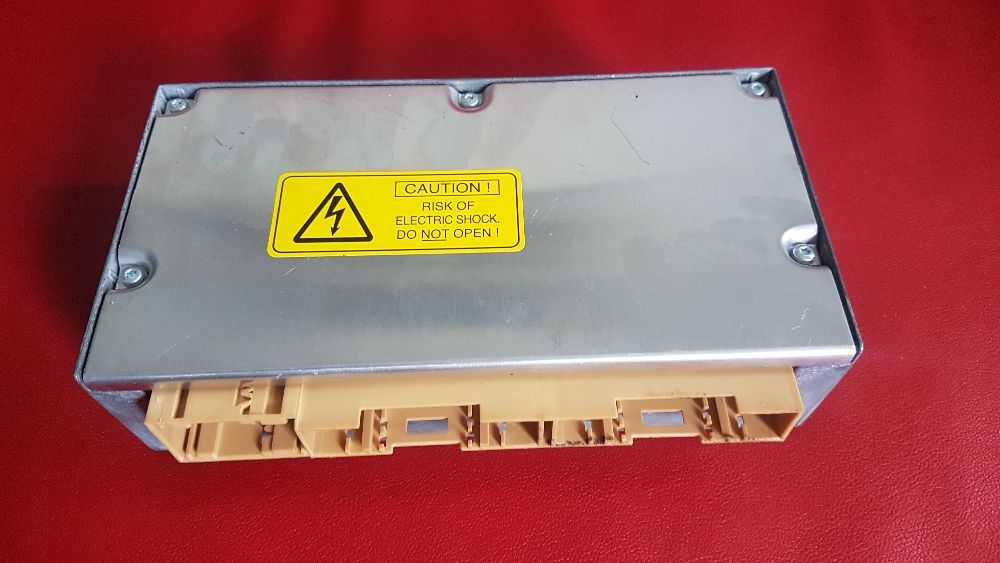 Moduł sterownik poduszek AIRBAG Gateway BMW E60 E61 E63 Faktura vat