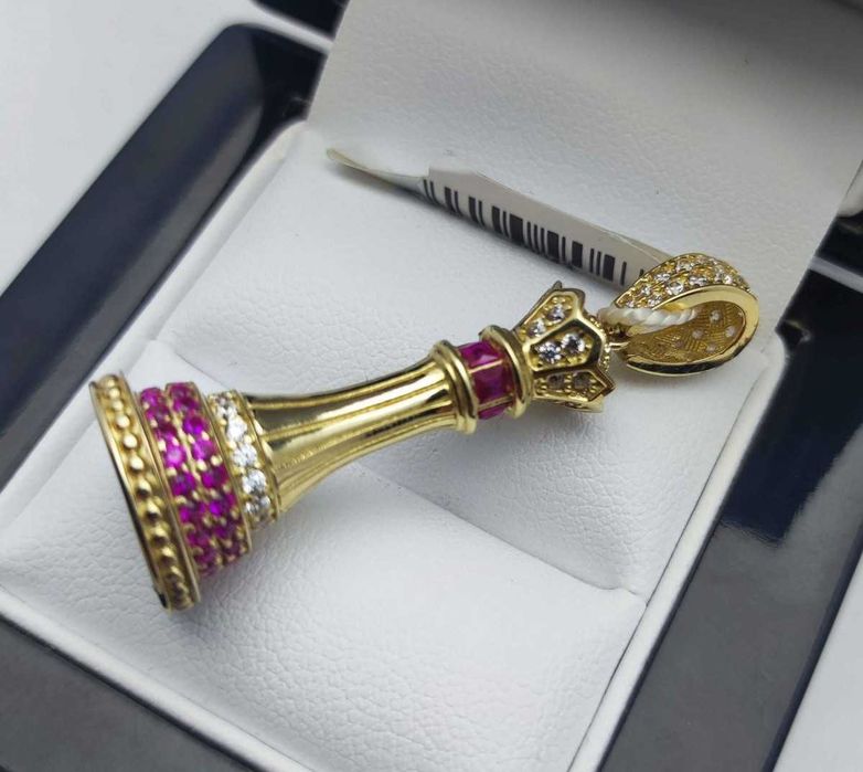 Piękna Złota Zawieszka 4,57g p585 Królowa, figura szachowa