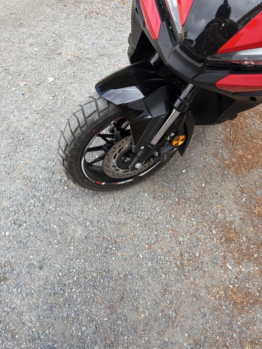 Honda  modelo ADV 350cc