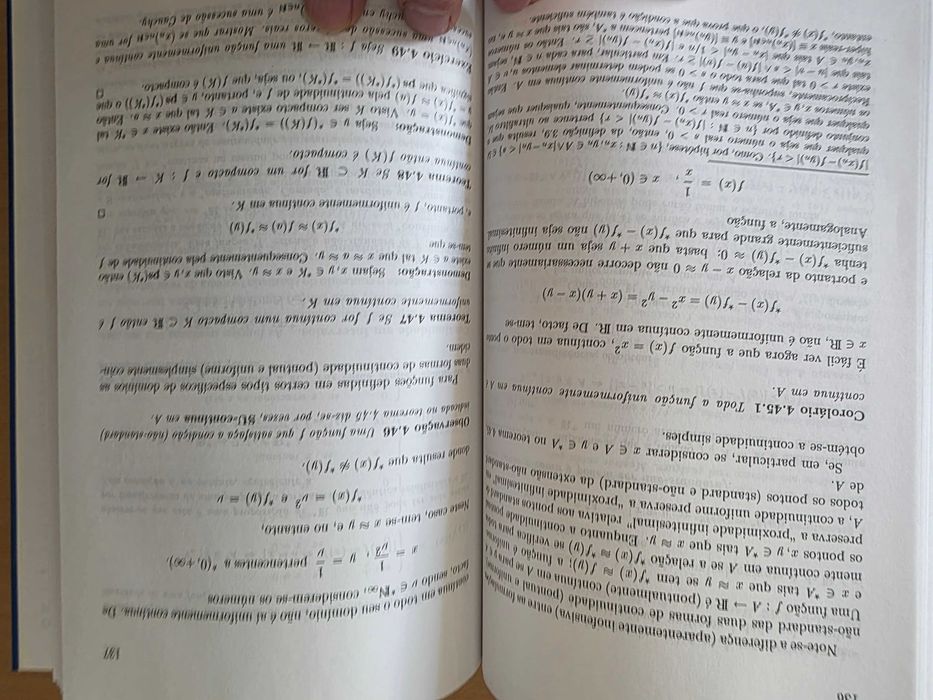 Livro "Métodos Infinitesimais de Análise Matemática"