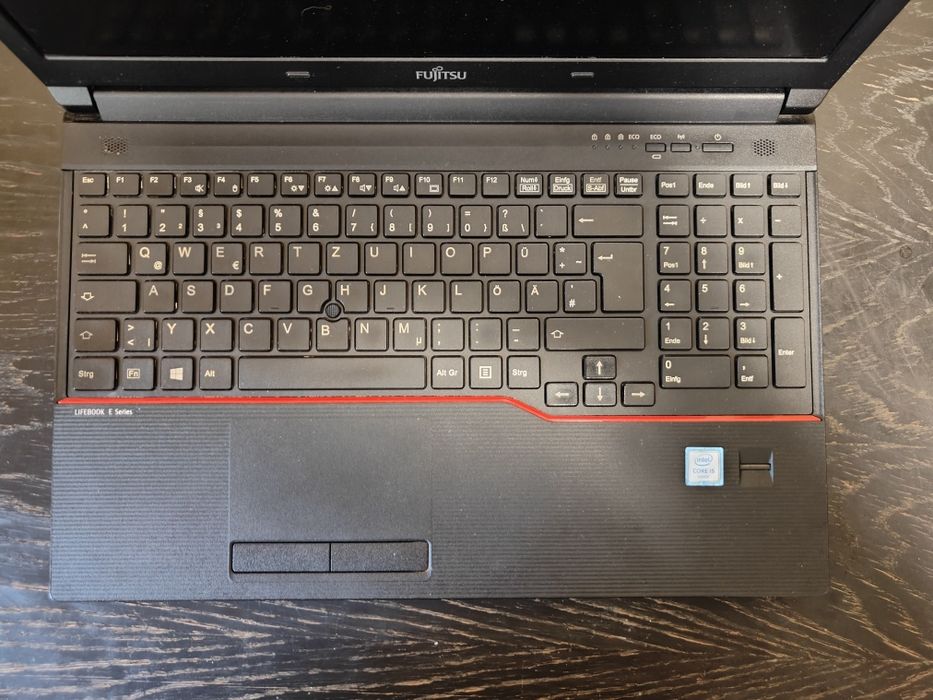 Ноутбук intel i5 6200/ DDR 4 8-Gb/SSD 256 GB/Батарея до 6 часов ! Гарантия от магазина CompiC