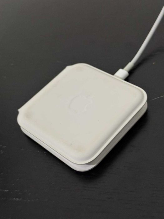 Carregador duplo Apple MagSafe Duo para iPhone Apple Watch bom estado