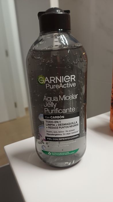 Garnier Água micelar jelly purificante pure active 400ml (NOVO)
400ml