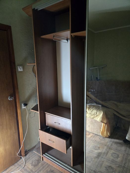 Продам шкаф купе б/у в отличном состоянии