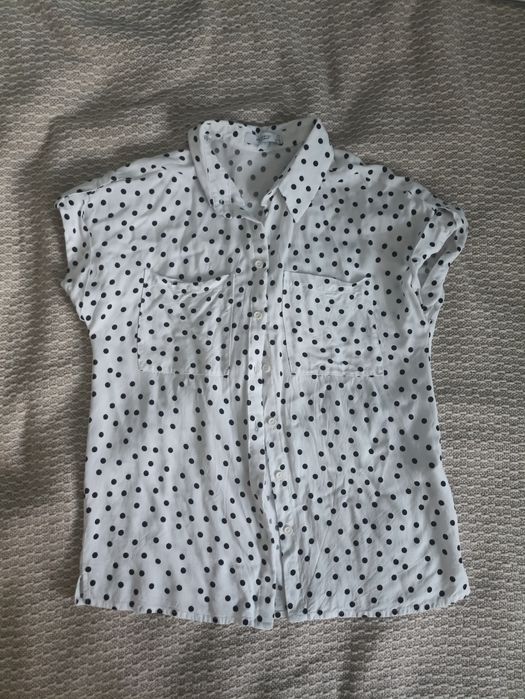 Biała koszula z krótkim rękawem w kropki Reserved S 36