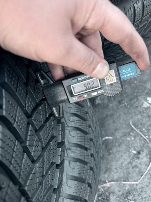 225 55 17 Goodyear UltraGrip Perfomance + 99% 2024 Шини Зима