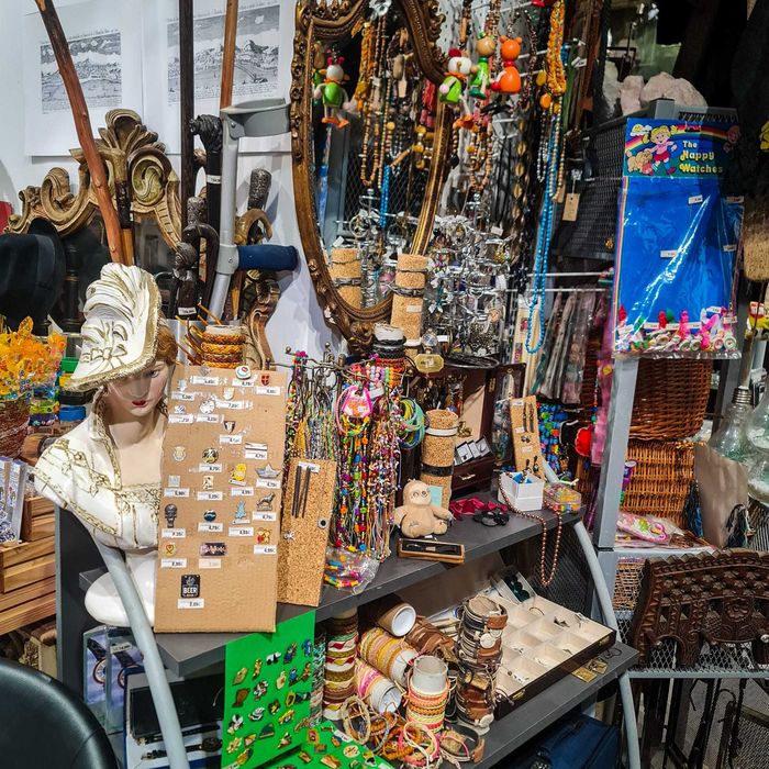 Pin / Emblema “Lisboa” – Brasão da Cidade