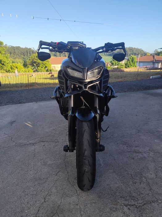 Yamaha mt09 akrapovic