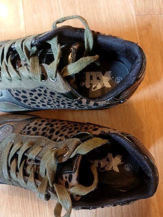 Sapatilhas XTI - Size 39