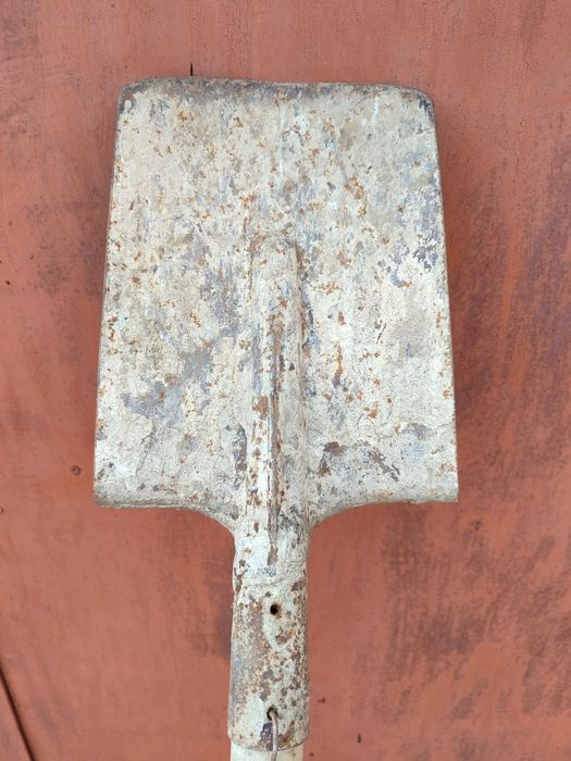 Лопата штыковая для сада ссср