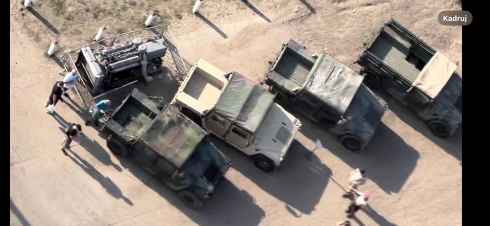 Hummer H1 HUMMER H1 humvee