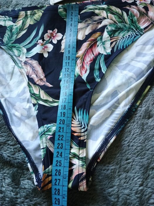 Dół od bikini Tropikalne kwiaty Esprit