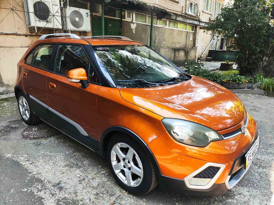 Продам автомобіль MG 3  CROSS