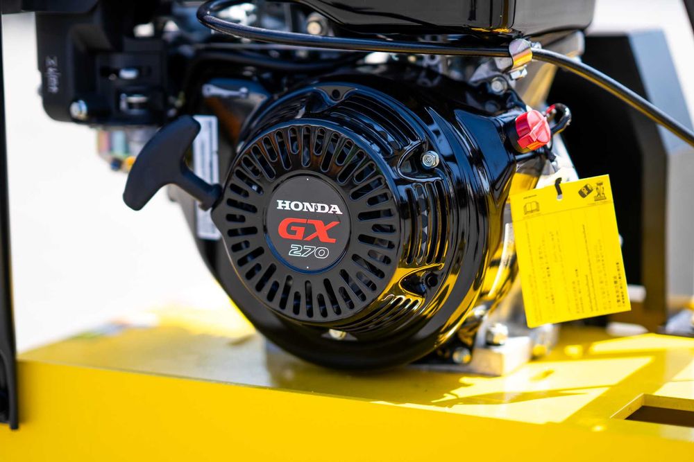 zagęszczarka rewersyjna 270 kg silnik HONDA