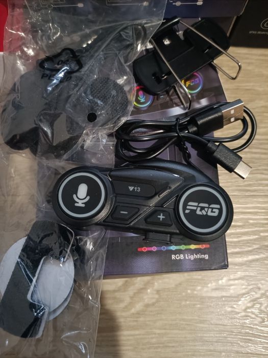 Блютуз гарнитура для мотоциклетного шлема