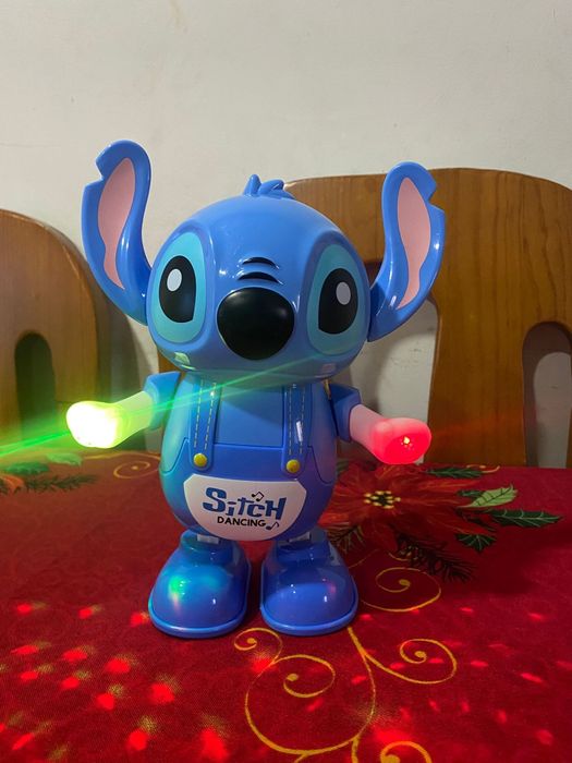 Stich e unicornio novos