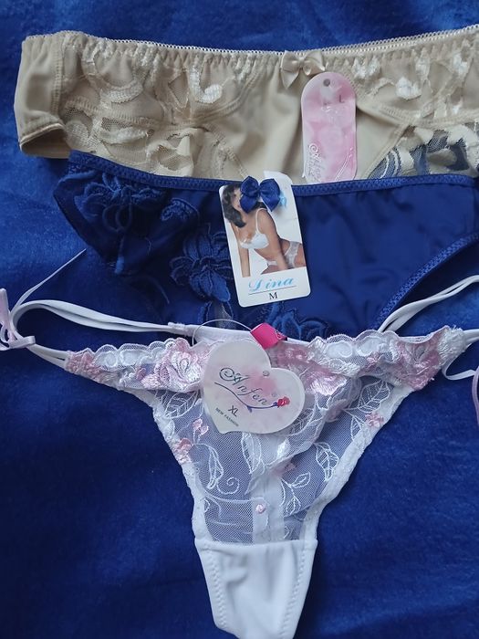 Трусики,стринги нові