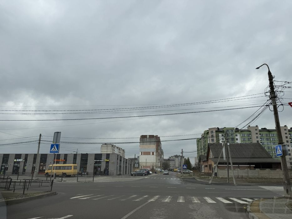 Продаж комерційного приміщення біля автостанції м. Калуш