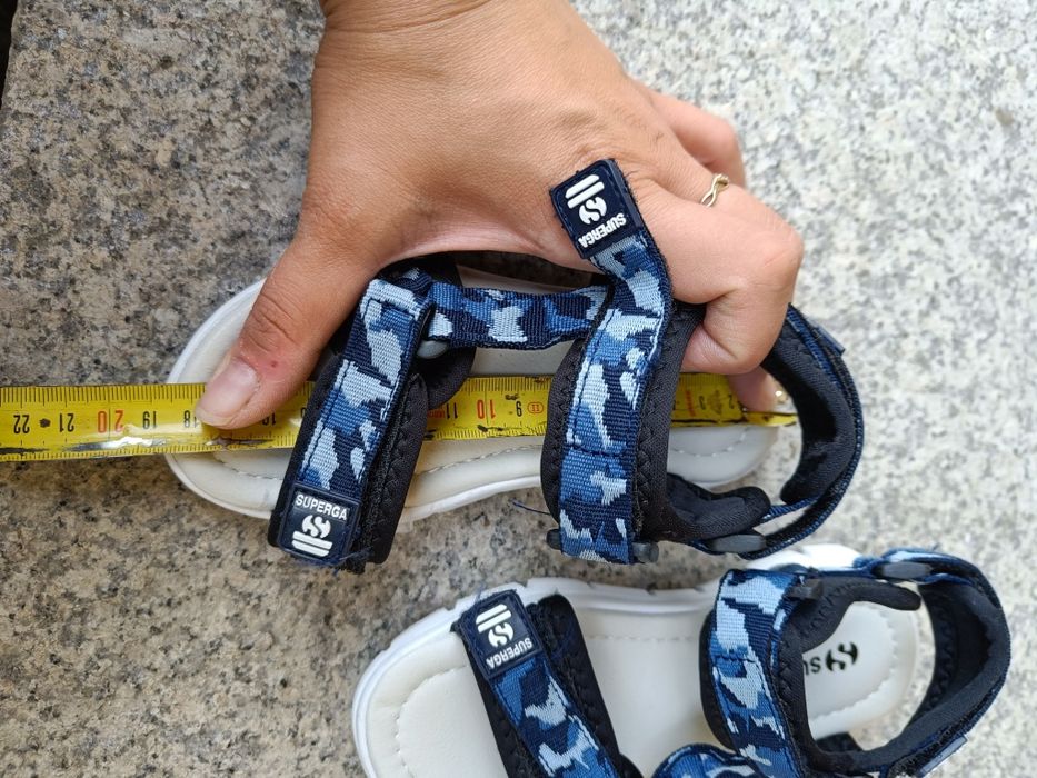 Nowe sandały skórzane superga 28 / 29