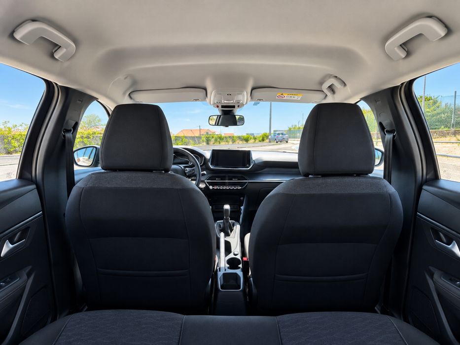 Peugeot 208 1.2  Allure desde 170€ mês