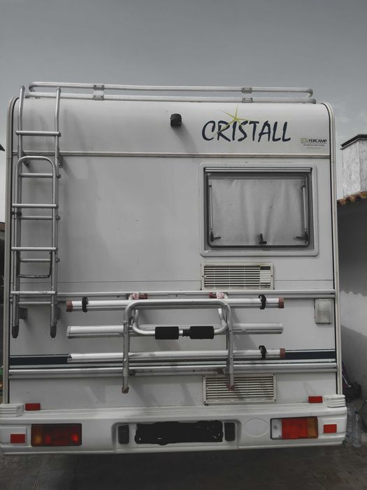 Autocaravana Fiat Ducato 2.8 com 6 lugares com cinto segurança