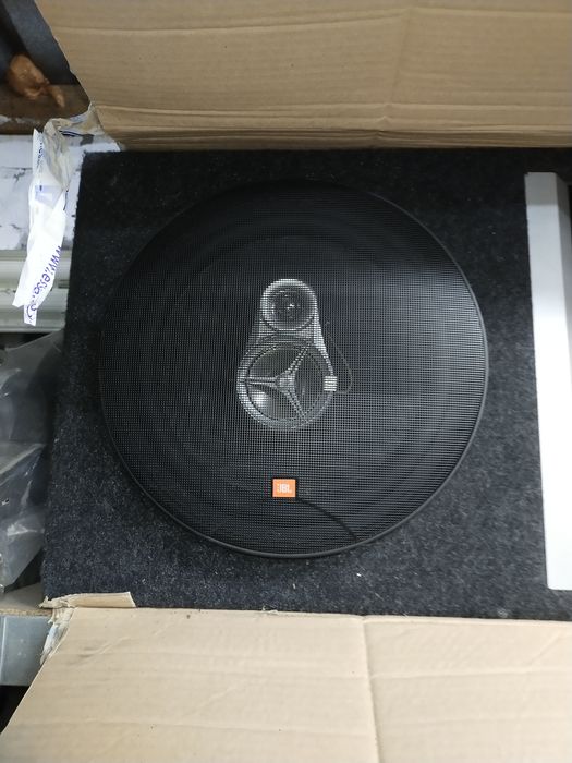 Subwoofer 2•głosnik JBL car audio