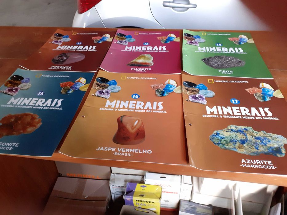 Revistas de minerais da National Geographic