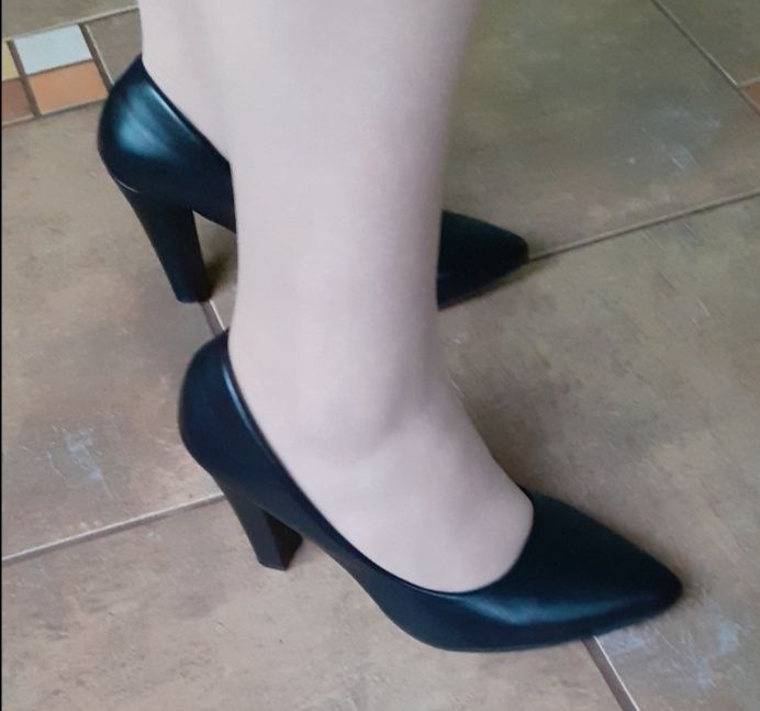 Туфлі чорні ideal shoes 39р.