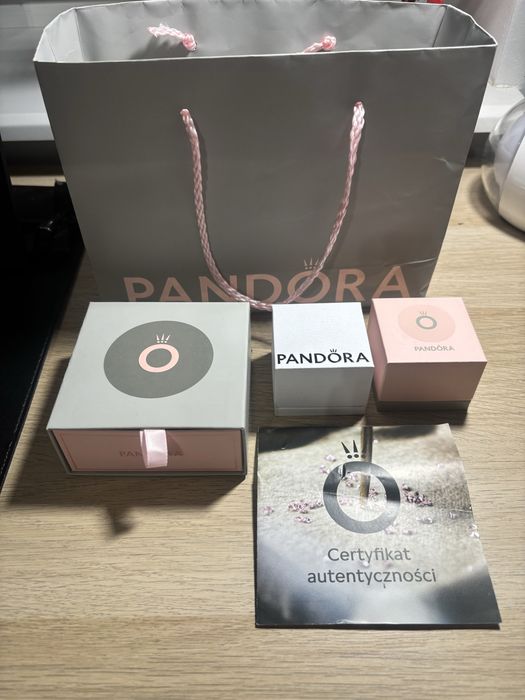Pandora 18 cm srebro 925 + 3 charmsy, niebieskie kryształki