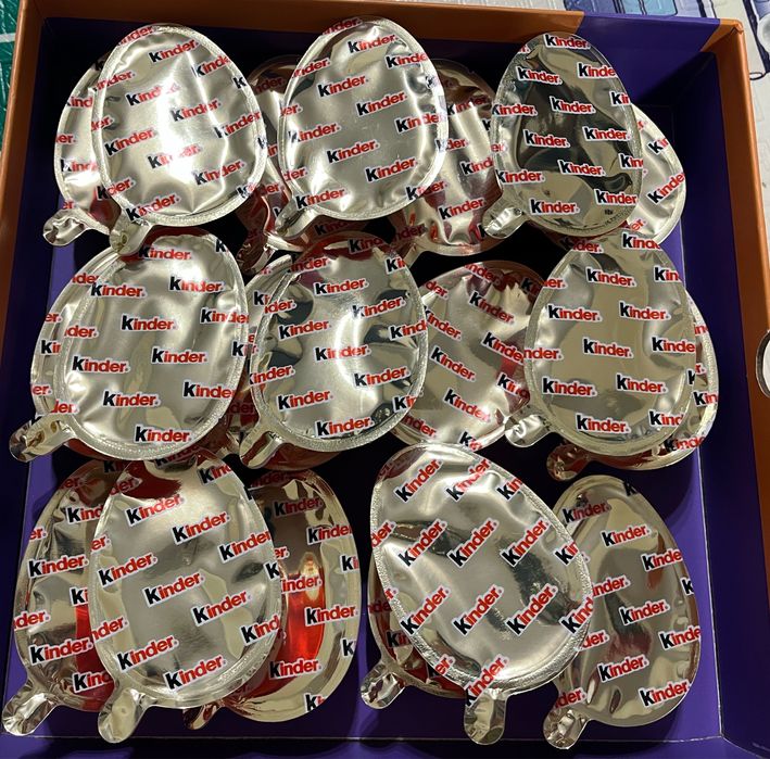 Шоколад Kinder Joy половинки