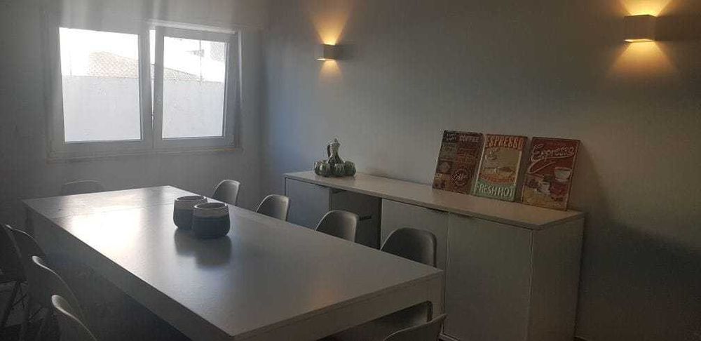 Moradia V5 a 2 minutos a pé da praia tem licenca AL