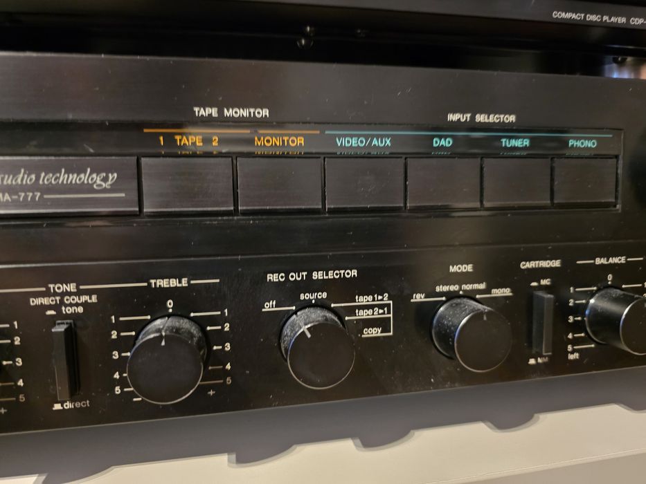 Amplificador Denon PMA-777