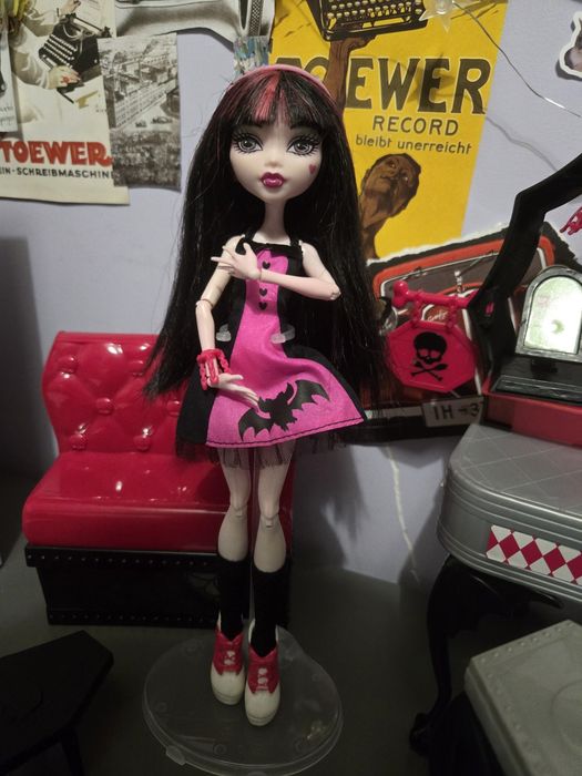 Draculaura die-ner