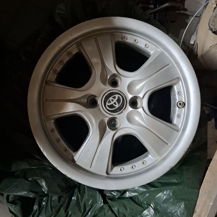 Колеса в зборе Зимняя резина шипGoodyear UltraGrip 500
 
Подробнее на: