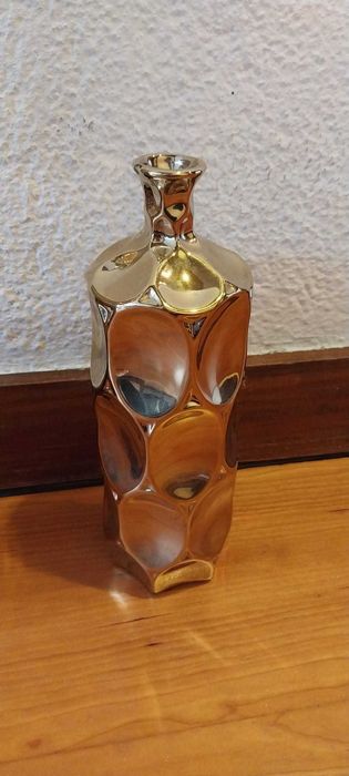 Conjunto de Jarras Douradas64585555593730125