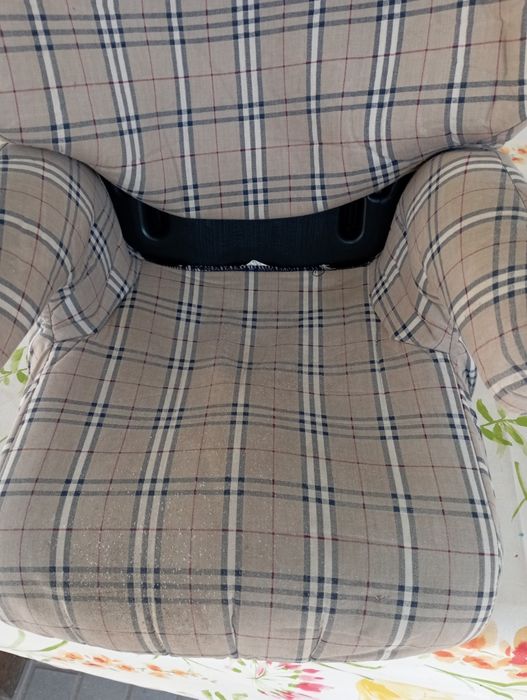 Cadeira Para crianca 2/3 anos