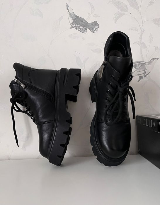 Стильні черевики  vitto rossi. натуральна шкіра і шерсть