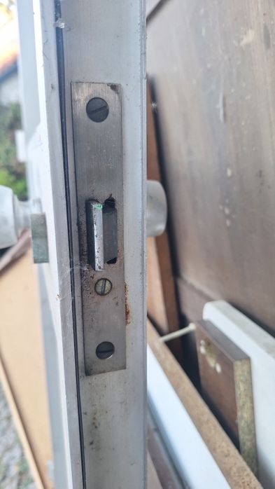 Porta de aluminio