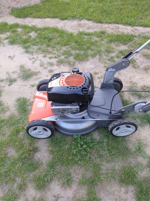 Kosiarka spalinowa Husqvarna LB 48 V z napędem