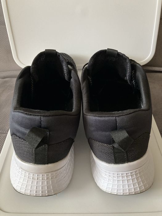 Buty * LACOSTE * Sneakers * Rozmiar 45 * Wkładka ORTHOLITE * Czarne * UŻYWANE
