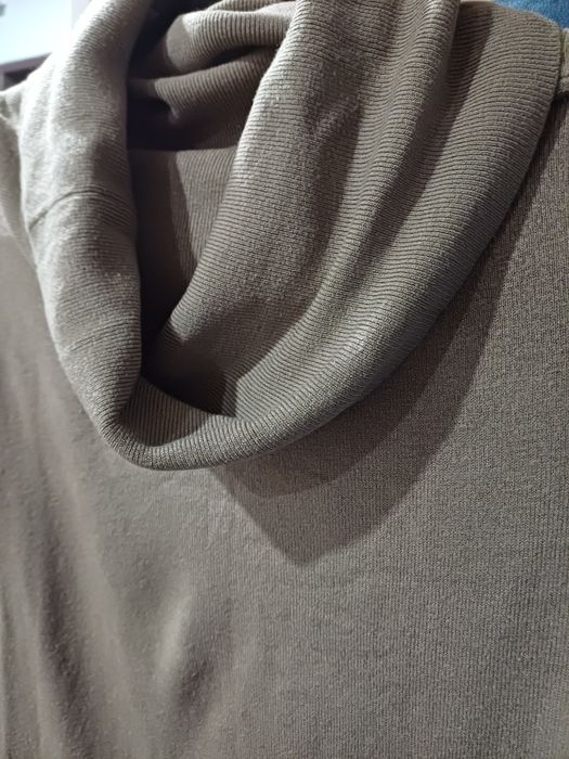 Beżowo Szara sukienka sweter Golf